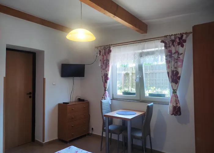 Prázdninový areál I *